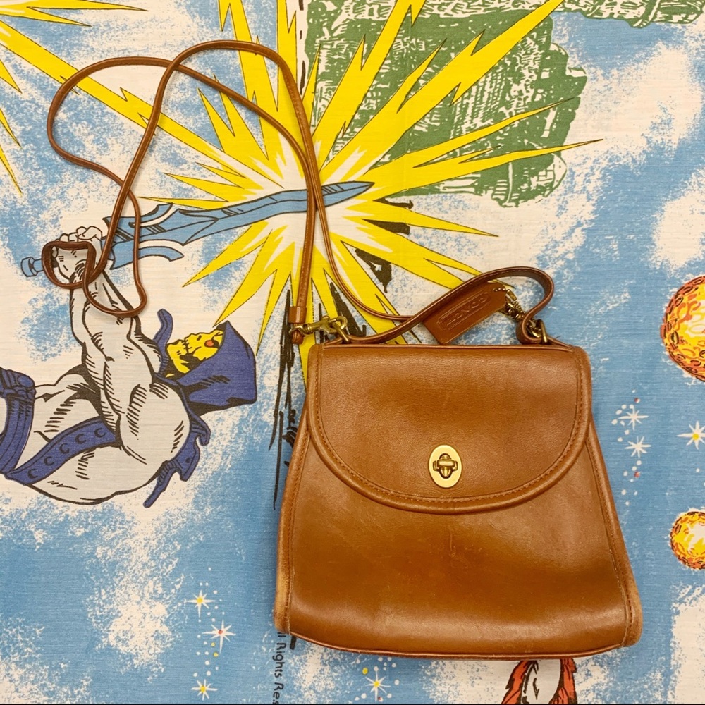 Vintage Regina Coach Leather Purse